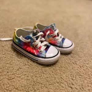 Size 5 Tye Dye Converse